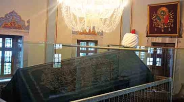 Yavuz Sultan Selim Türbesi Mimarisi ve Tarihi